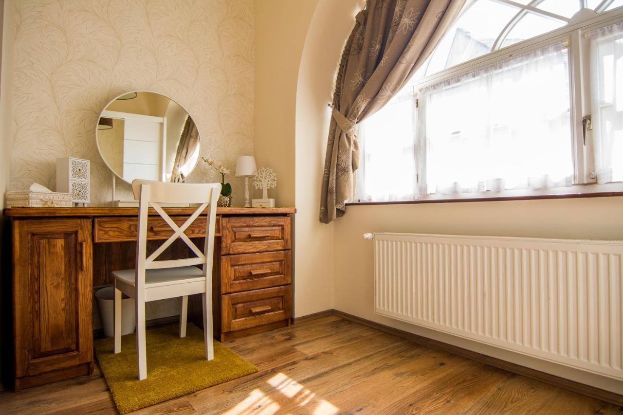 Cork Apartman Eger Exterior foto